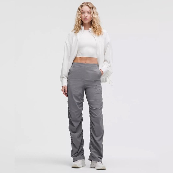 Lululemon Dance Studio Slim-Fit High-Rise Flared Pant NWT - Picture 1 of 13